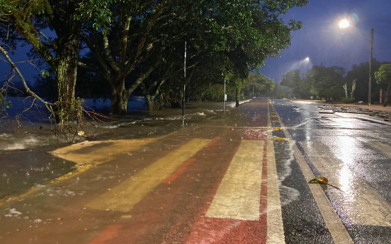 APESAR DA CHUVA, LAGOA SE MANTEVE NA CASA DOS 2M60CM AO LONGO DA MADRUGADA, 24