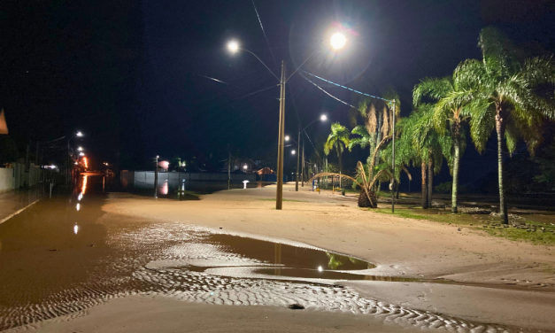 LAGOA BAIXOU DURANTE A MADRUGADA EM SÃO LOURENÇO E REVELA ESTRAGOS