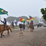 20 DE SETEMBRO: ORDEM DOS PIQUETES NO DESFILE FARROUPILHA