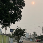 SOL VERMELHO EM SÃO LOURENÇO DO SUL CHAMA A ATENÇÃO