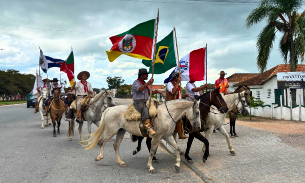 A CHEGADA DOS CAVALEIROS DA COSTA DOCE A SÃO LOURENÇO