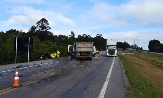 COLISÃO NA BR-116 RESULTA EM DUAS MORTES PRÓXIMO A PONTE DO ARROIO CORRIENTES