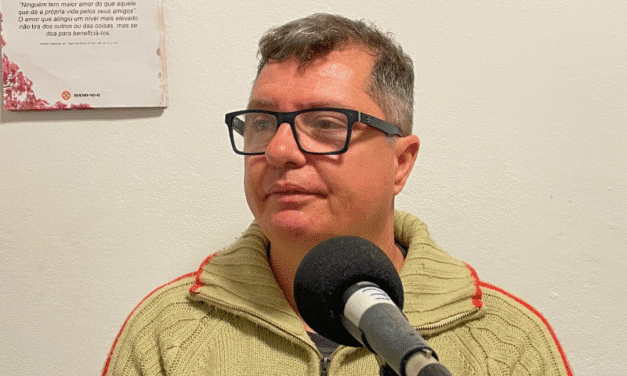 DE MATERIAIS SIMPLES A OBRAS DE ARTE: O TALENTO DO ARTESÃO JOÃO ELIAS