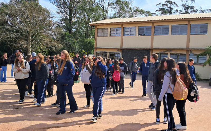 VOLTA AS AULAS Site Capa