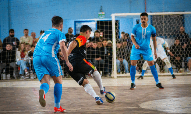 EM NOITE DE MUITOS GOLS, PELOTAS VIRA SOBRE CRISTAL E VENCE COM AUTORIDADE