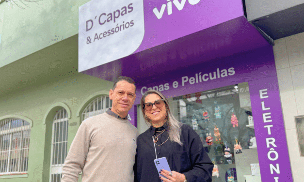 SLR NA INAUGURAÇÃO DA D’ CAPAS & ACESSÓRIOS: ESTILO NO CALÇADÃO