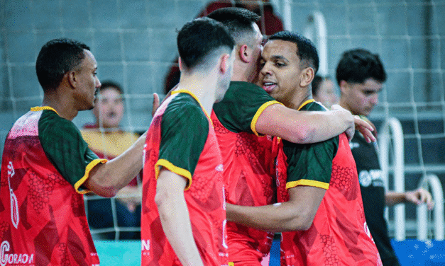 IMPARÁVEL! JAGUARÃO DOMINA, APLICA 11 A 0 NA SELEÇÃO DE CRISTAL E ASSUME A LIDERANÇA DO GRUPO