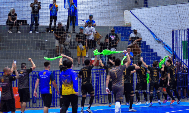 QUE JOGO! EM UMA BELA PARTIDA, CAMAQUÃ MANTÉM 100% DE APROVEITAMENTO E VENCE JAGUARÃO EM CASA