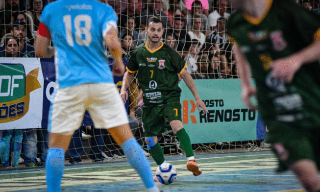 COM SANGUE NOS OLHOS E FERRUJÃO LOTADO, JAGUARÃO VENCE PELOTAS E GARANTE VAGA NA FINAL DA ‘ALMEJADA’