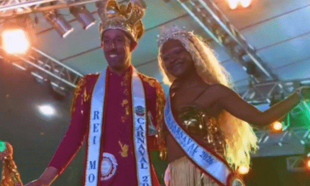 RAYSSA FERREIRA PEREIRA É A NOVA RAINHA DO CARNAVAL MAIS QUENTE DA COSTA DOCE