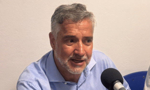 NO MICROFONE DO SLR, PAULO PIMENTA LANÇA PRÉ-CANDIDATURA AO SENADO