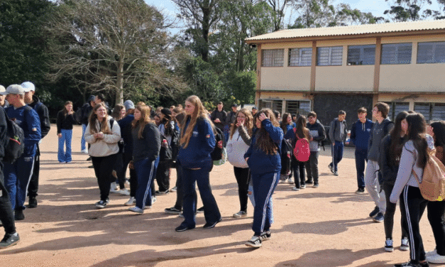 ANO LETIVO DE 2026 COMEÇA MAIS CEDO NA REDE ESTADUAL DEVIDO AO CALENDÁRIO DE FERIADOS