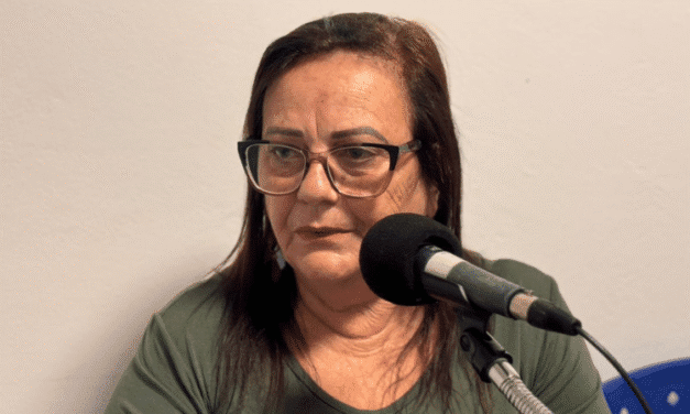 COORDENADORA CONVIDA INTEGRANTES PARA RETOMADA DO GRUPO CONVIVER