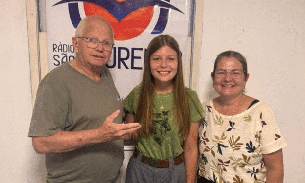 JOVEM LOURENCIANA DISPUTA PROVA DE RÉDEAS NA FECARS, EM SANTA CRUZ