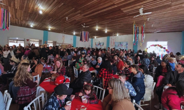 FESTA JUNINA 2026 DA EMEF LUÍS ANTÔNIO DE ABREU MORAES ACONTECE NA AABB NESTA SEXTA-FEIRA